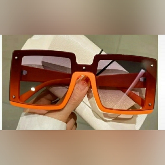 Bold Oversized Sunglasses in Gray Tinted Lenses and Orange Frame NIB - Picture 2 of 2